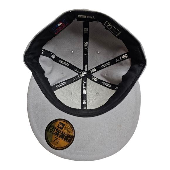 Philadelphia Philles New Era 59Fifty Fitted Baseball Hat 7 3/4 True Fit - Picture 7 of 9